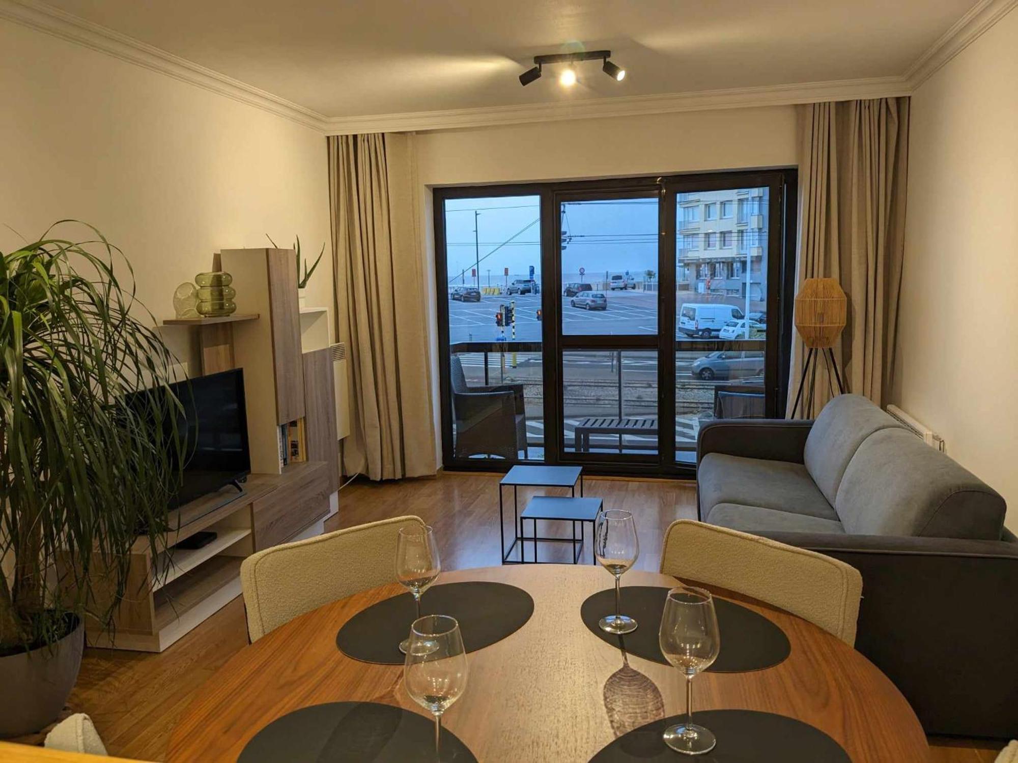 Vista Linda, Leuk Appartement Vlak Bij Zeedijk En Strand Ostend Exterior photo